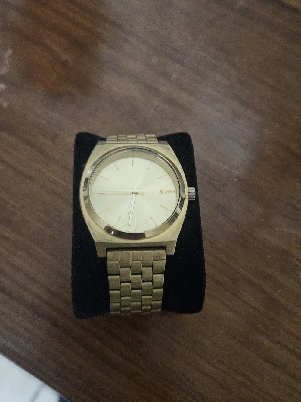 Nixon The Time Teller Gold With Brand New Battery